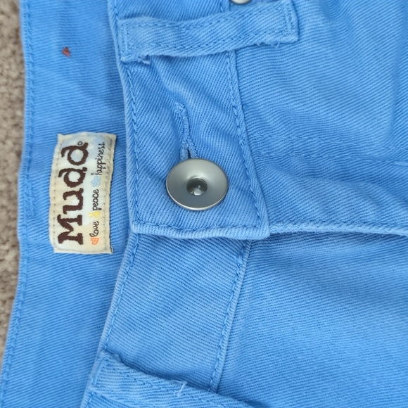 Low rise shorts - Picture 2 of 3